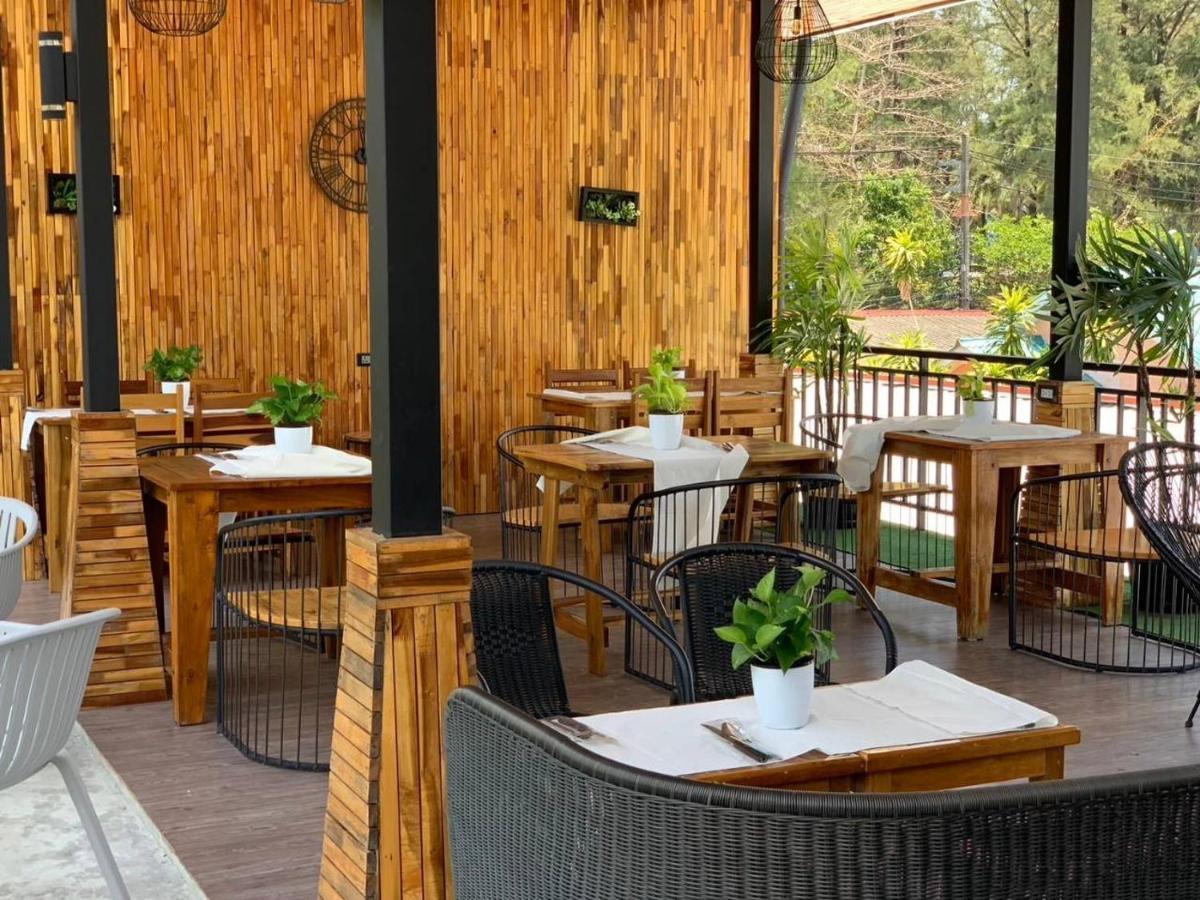 Momento Bangtao Beach Bang Tao Beach  Exterior photo