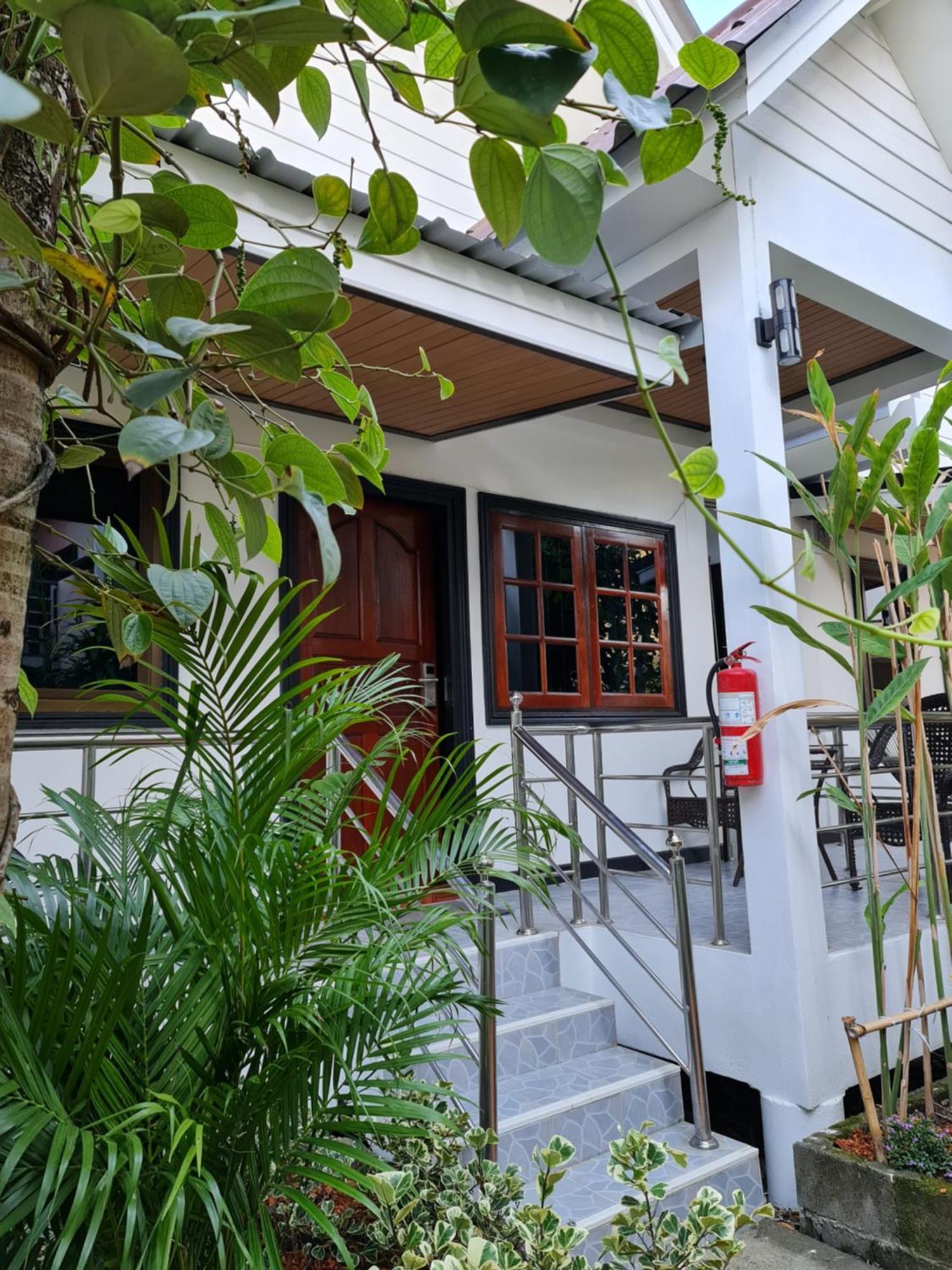 Momento Bangtao Beach Bang Tao Beach  Exterior photo