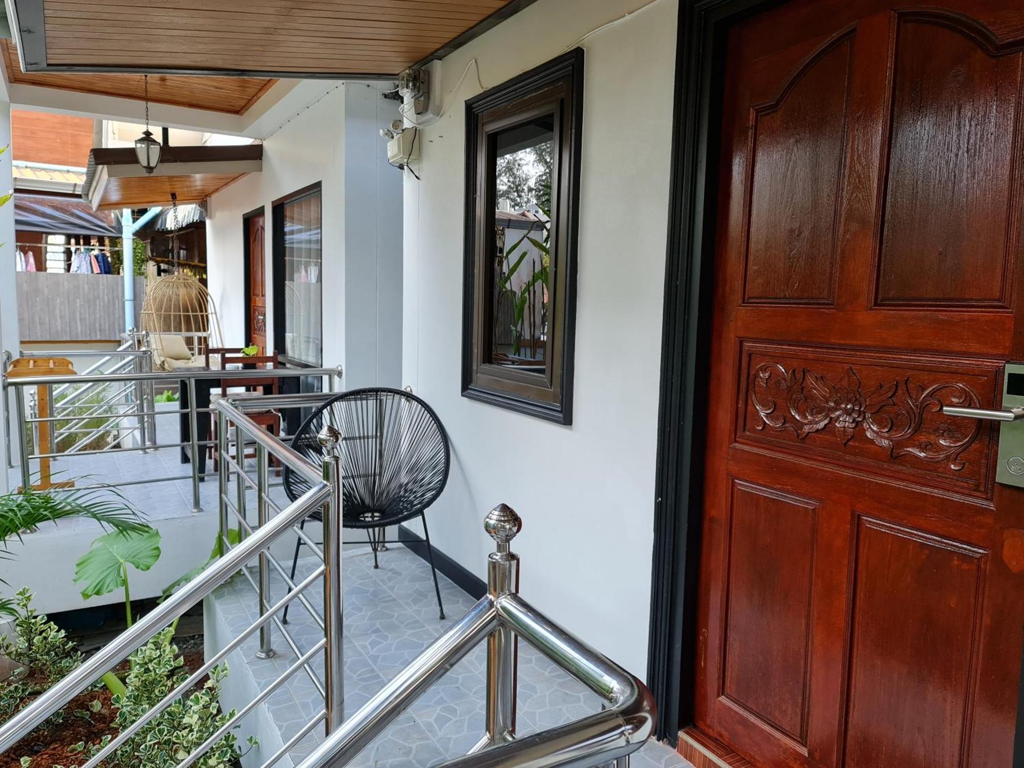 Momento Bangtao Beach Bang Tao Beach  Exterior photo