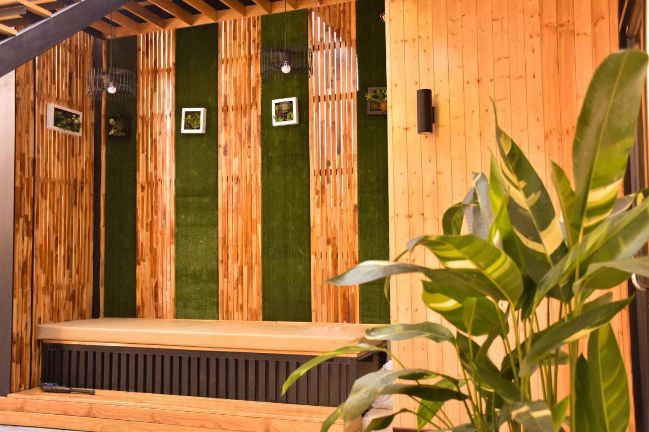 Momento Bangtao Beach Bang Tao Beach  Exterior photo